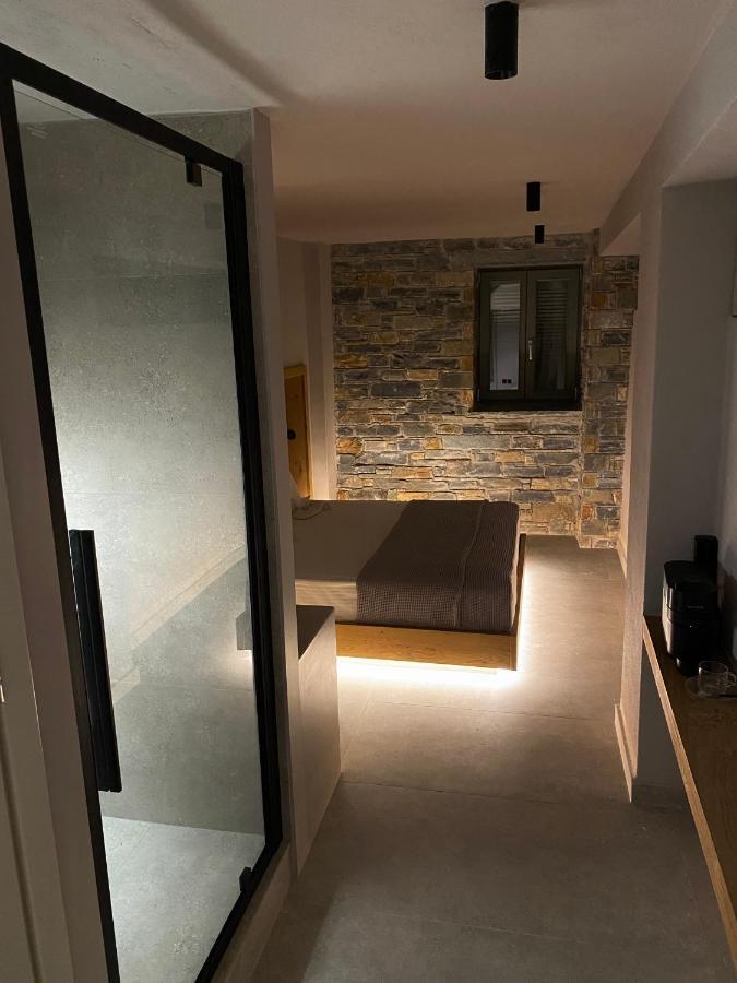 מילינה Ej Boutique Suites מראה חיצוני תמונה
